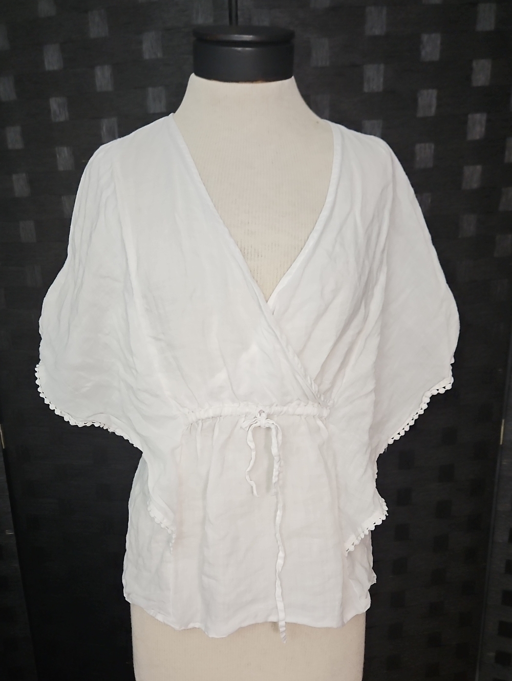 august silk White Wrap 100% Linen Top with Drawstring Size Smalk